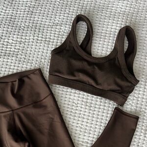 Alo Yoga Wellness Bra - SOLD OUT espresso